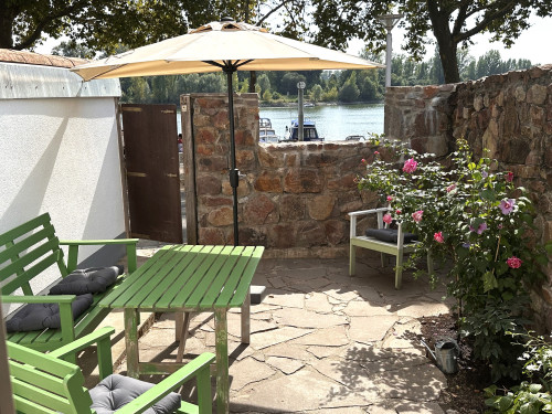 Attention! Google photos are not up to date, the neighboring house is finished. Your fisherman's house at the harbor is wainting for you! - Gallery - 11