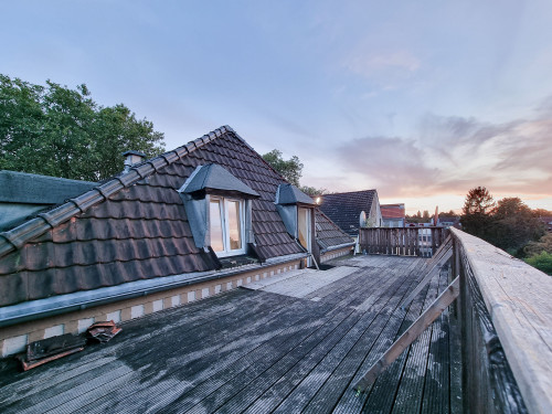 128m² attic apartment with 8 beds + balcony in Krefeld