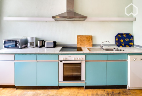 Bright home in superb location with unique interior