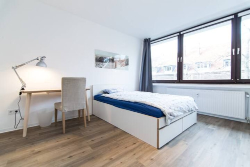 Pretty flat in the heart of town - parking included