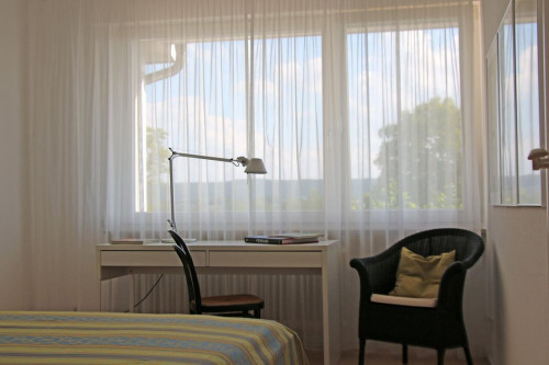 Newly renovated 2,5 room apartment with south balcony and green surroundings in Leonberg  - Gallery -  5
