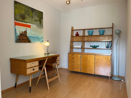 Design flat with parking garage and large balcony in Flingern-Nord