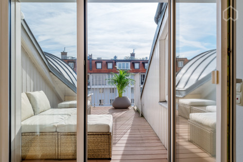 Top location! Cozy flat with roof top terrace