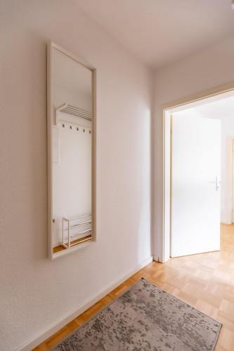 Modern 2-room apartment in attractive location in Duisburg - WEST48 - Gallery - 2