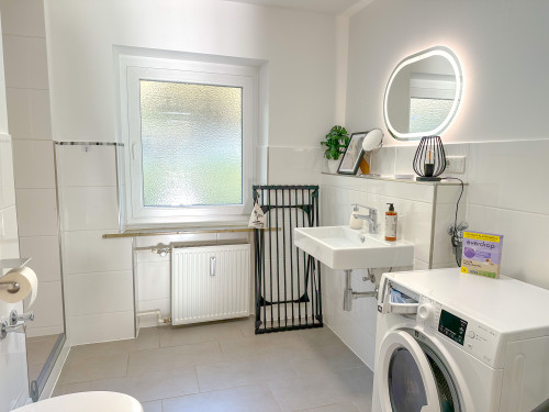 Near Regensburg/Walhalla: Balcony | 3 rooms | kitchen | electric fireplace | Nintendo Switch | parking - Gallery - 18
