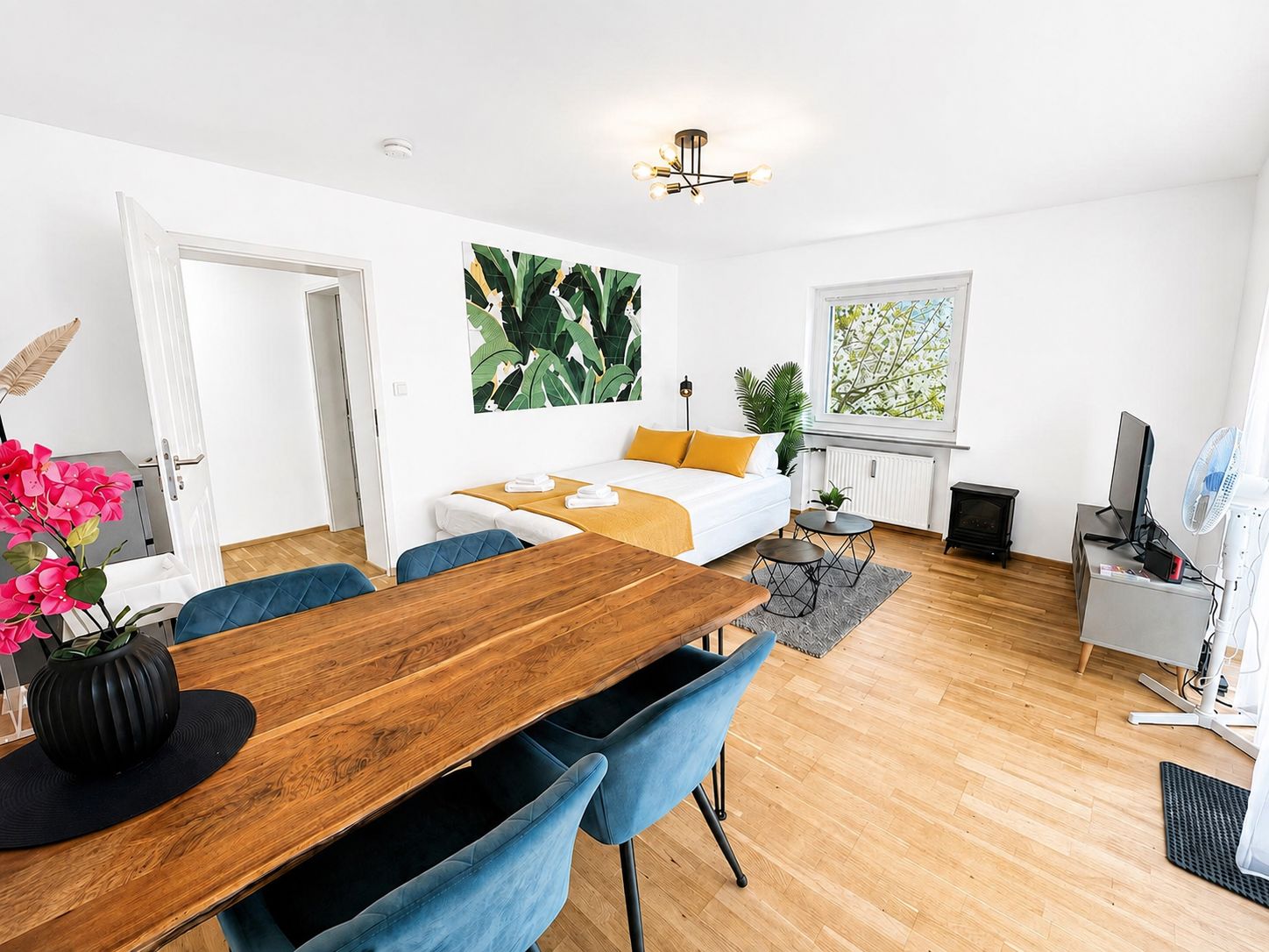 Near Regensburg/Walhalla: Balcony | 3 Rooms | Kitchen | Electric Fireplace | Nintendo Switch | Parki - 19