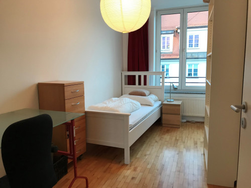 Helle und ruhige 3 Zimmer Wohnung zu vermieten