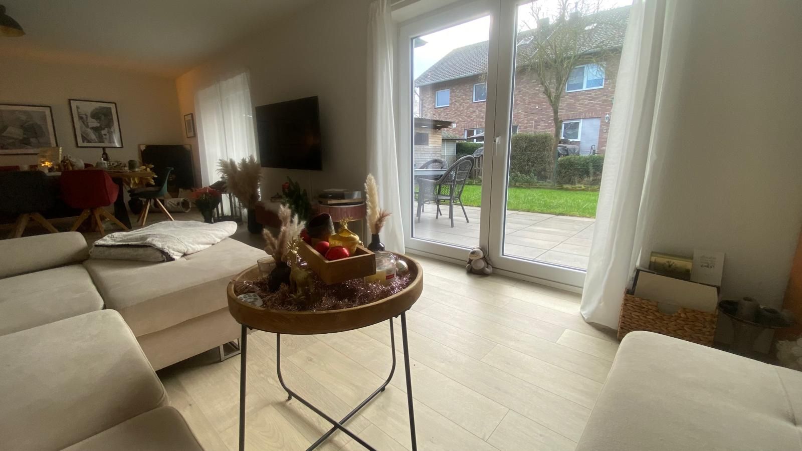  Großzügige 4-Zimmer-Wohnung Mit Garten & Stellplatz In Ruhiger Lage (Rheinbach)  -  Großzügige 4-Zimmer-Wohnung mit Garten & Stellplatz in ruhiger Lage (Rheinbach)  - Gallery -  17