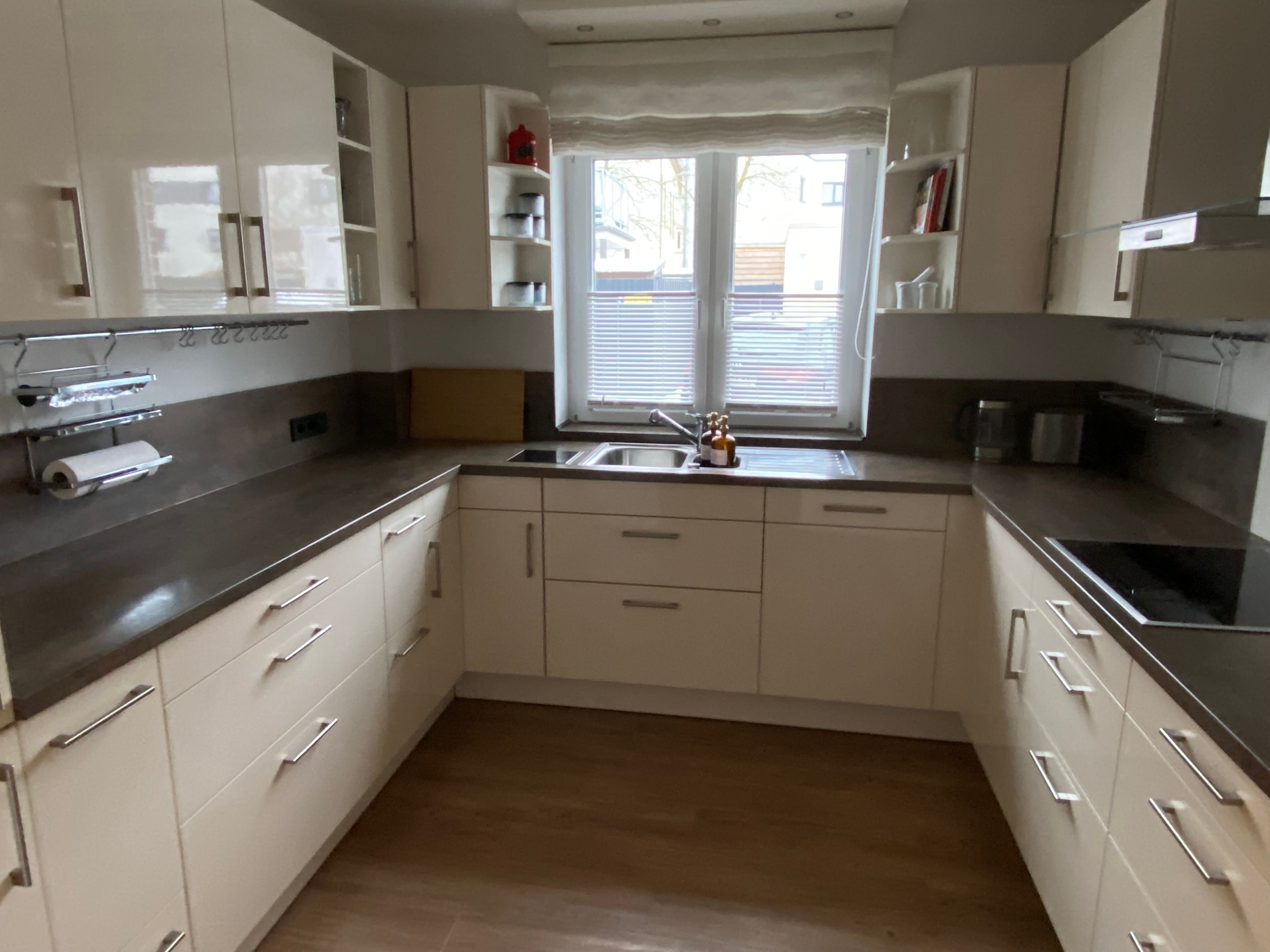  Fully Equipped Flat With Parking Lot, Garden And Work Space Right Next To The City Center  -  Fully equipped flat with parking lot, garden and work space right next to the city center  - Gallery -  10