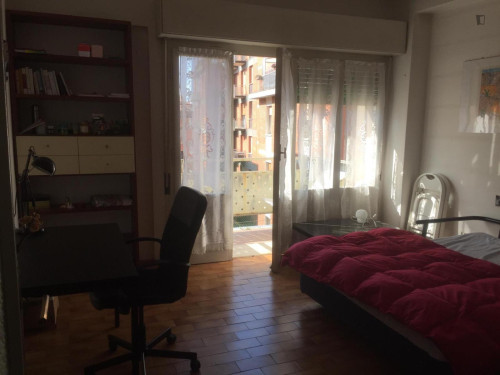 Single Bedroom with Balcony in Bologna