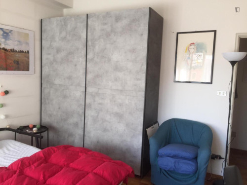 Single Bedroom with Balcony in Bologna