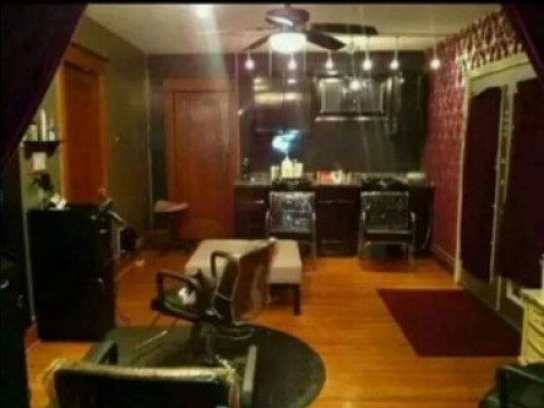 THE MANNA MANOR 