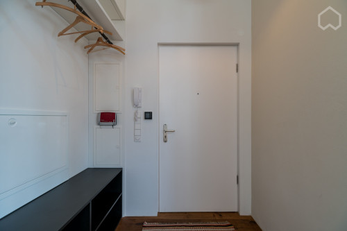 Quiet, 2 balconies, Architecturally designed loft near Zionskirchplatz, Mitte