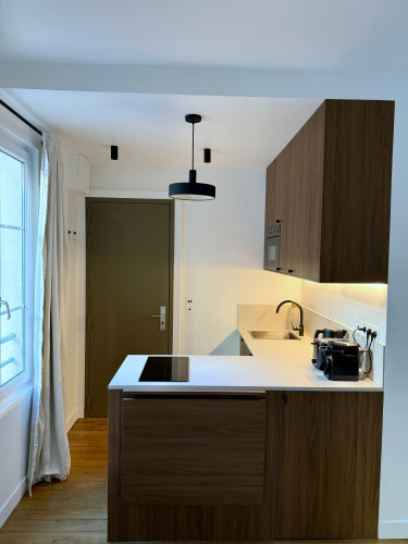 Design 1BR Apartment in Haut-Marais
