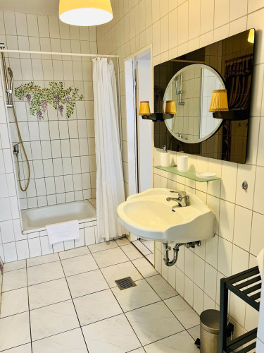 Cozy Rooms for Long-Term Rent Near Berlin Airport – From 1 Month