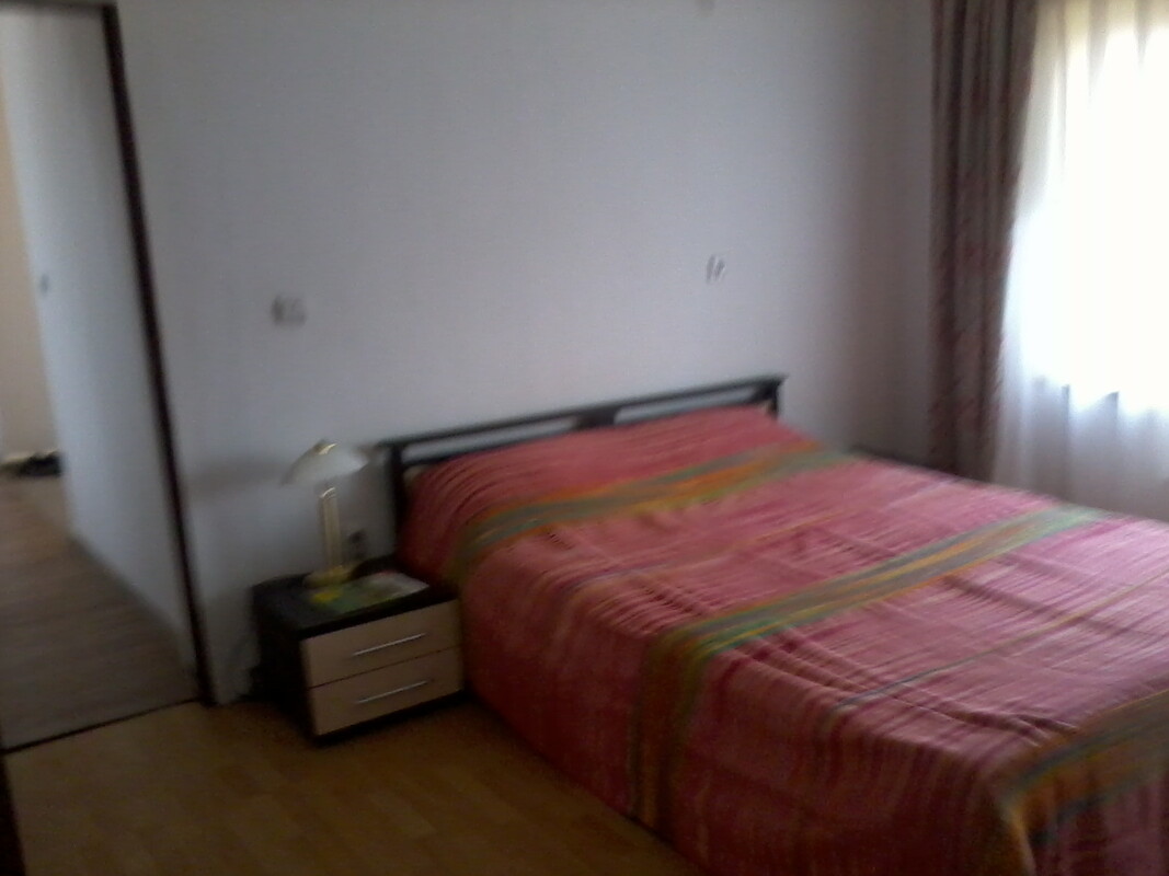 Large Bedroom(Single Bed) - 1
