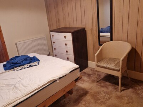 Double furnished bedroom 