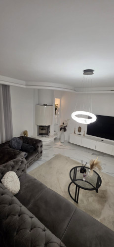 Furnished Luxury 115 m² Apartment – Fireplace & Balcony • 3BR • Parking • Near Nuremberg