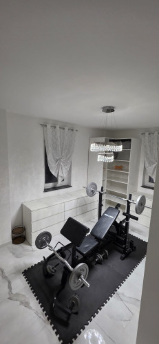 Furnished Luxury 115 m² Apartment – Fireplace & Balcony • 3BR • Parking • Near Nuremberg - Gallery - 22