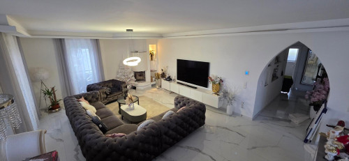 Furnished Luxury 115 m² Apartment – Fireplace & Balcony • 3BR • Parking • Near Nuremberg - Gallery - 34