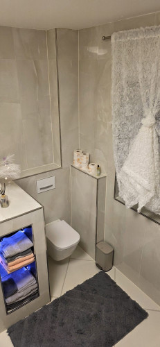 Furnished Luxury 115 m² Apartment – Fireplace & Balcony • 3BR • Parking • Near Nuremberg - Gallery - 13