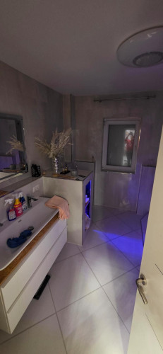 Furnished Luxury 115 m² Apartment – Fireplace & Balcony • 3BR • Parking • Near Nuremberg - Gallery - 30