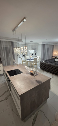 Furnished Luxury 115 m² Apartment – Fireplace & Balcony • 3BR • Parking • Near Nuremberg - Gallery - 7