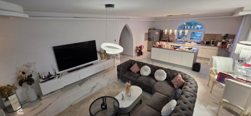 Furnished Luxury 115 m² Apartment – Fireplace & Balcony • 3BR • Parking • Near Nuremberg - Gallery - 24