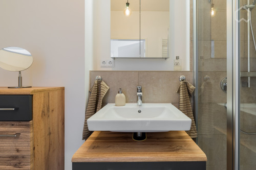 Exclusive 2-Bedroom Apartment in Beautiful Surroundings