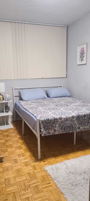  The White Room(Full Room)  -  Cozy Room in Town Centre  - Gallery -  1