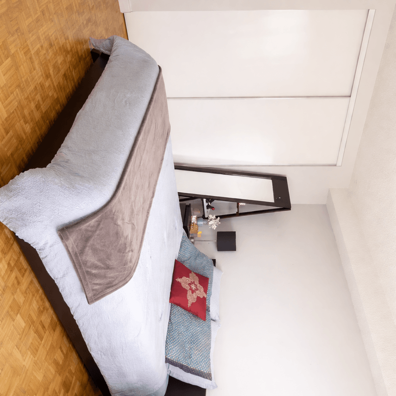  The Darker Room(Full Room)  -  Cozy Room in Town Centre  - Gallery -  1