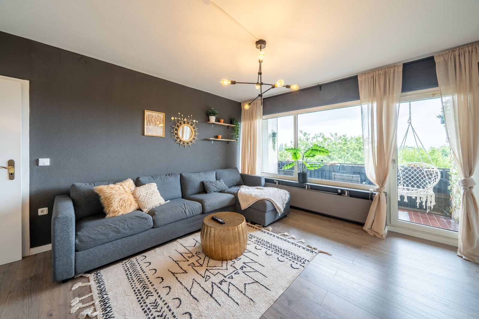 CASE 2 BohoApartment Balkon - 1