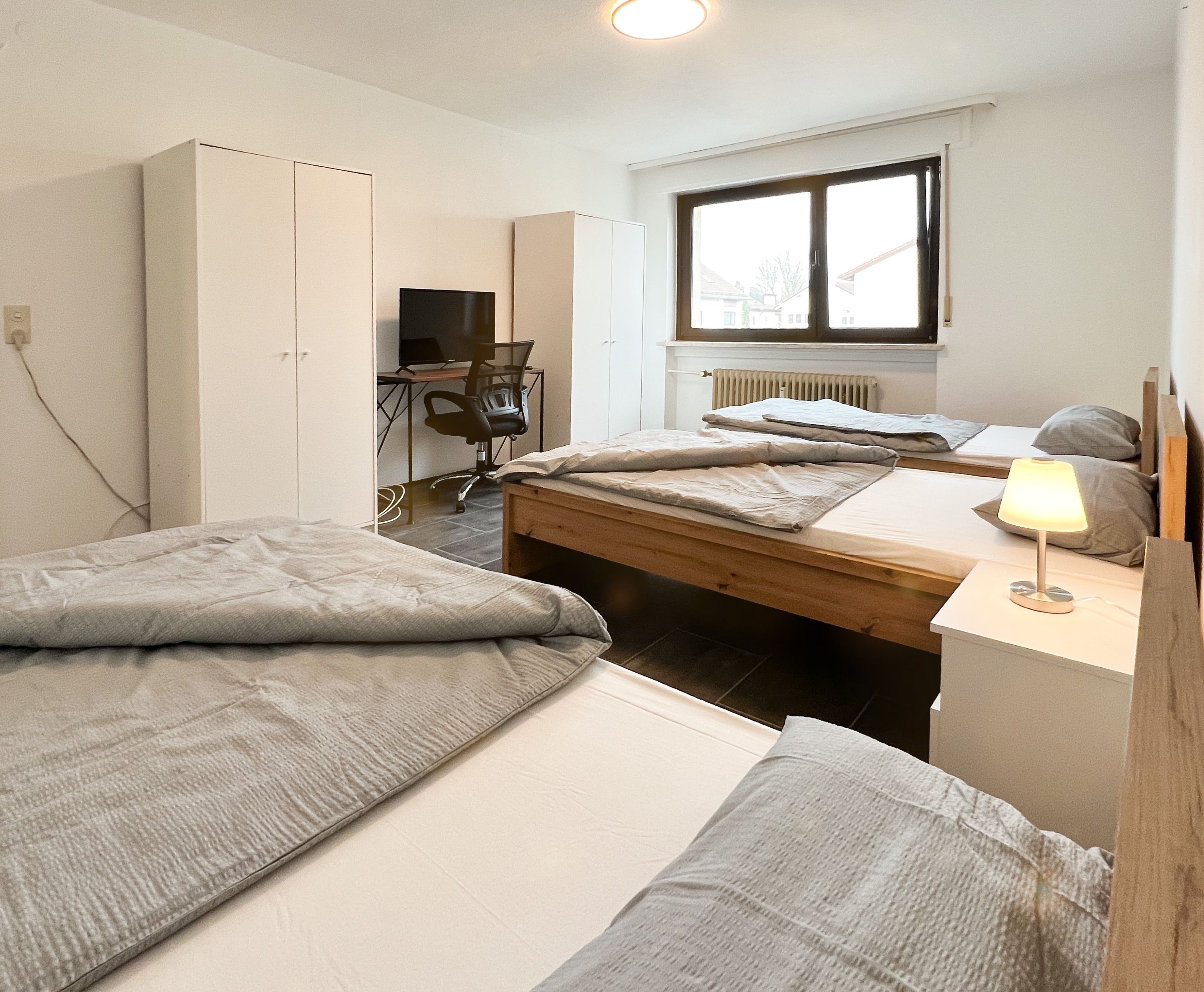  Fully Furnished Apartment With Balcony For Up To 7 Guests In Linkenheim-Hochstetten  -  Fully furnished apartment with balcony for up to 7 guests in Linkenheim-Hochstetten  - Gallery -  11