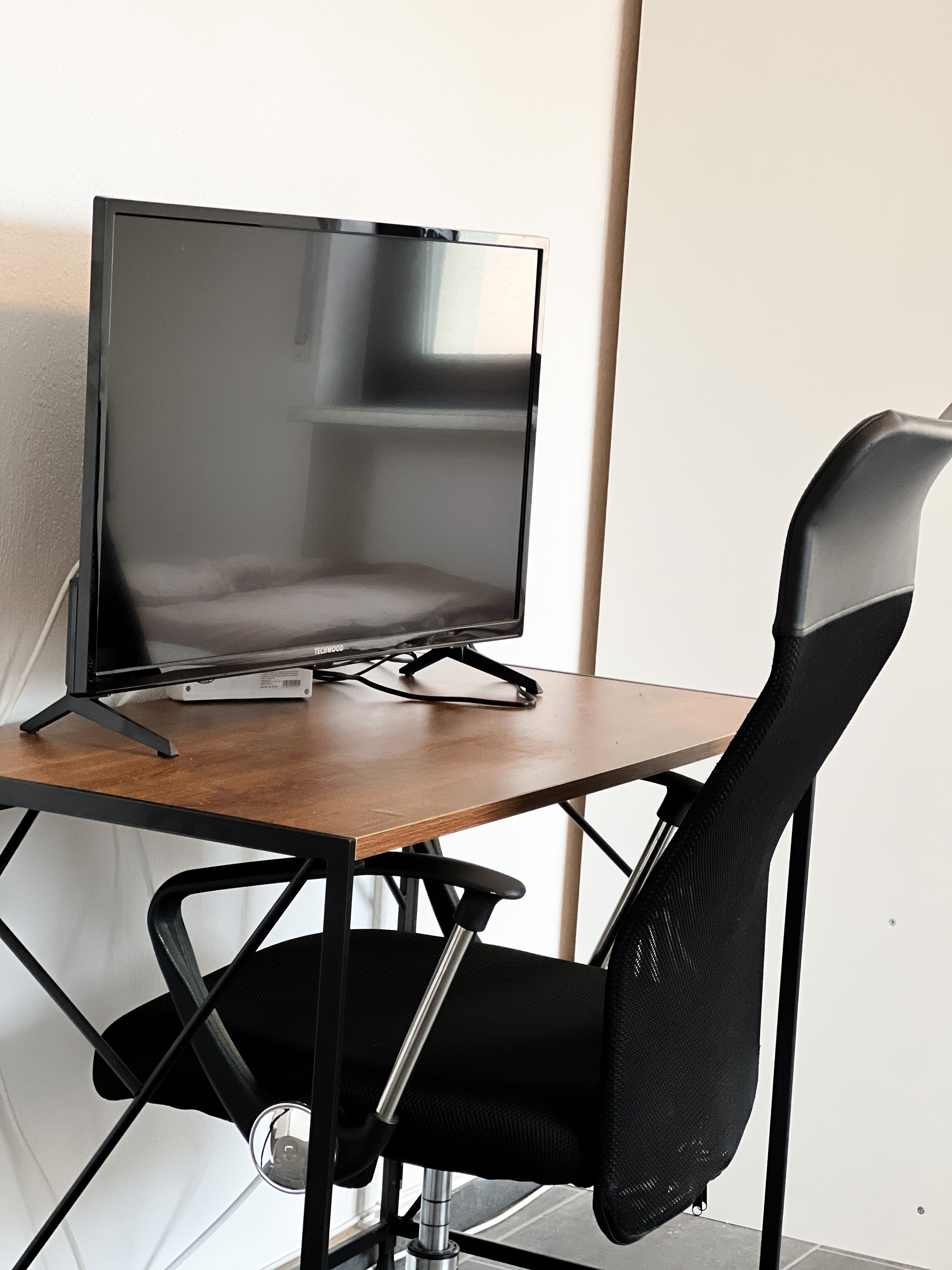  Fully Furnished Apartment With Balcony For Up To 7 Guests In Linkenheim-Hochstetten  -  Fully furnished apartment with balcony for up to 7 guests in Linkenheim-Hochstetten  - Gallery -  32
