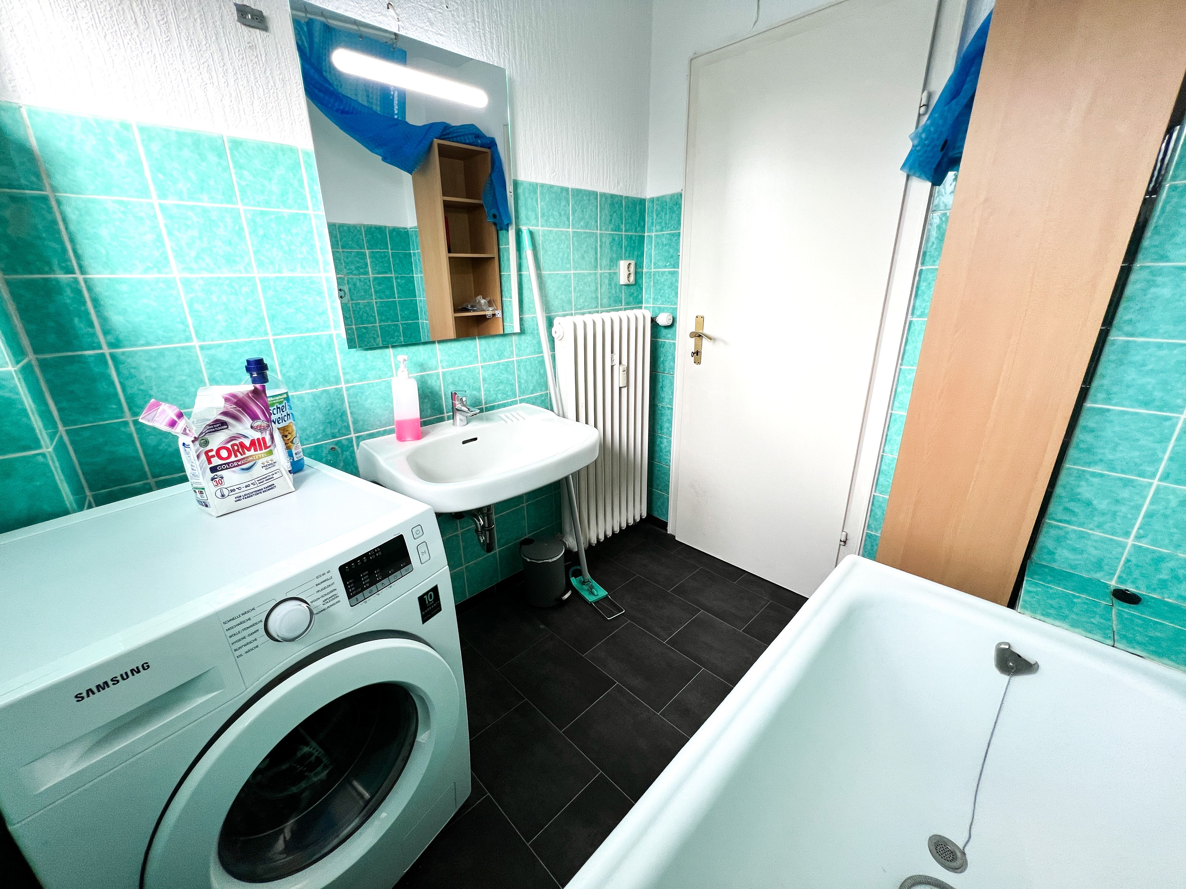 Fully Furnished Apartment With Balcony For Up To 7 Guests In Linkenheim-Hochstetten  -  Fully furnished apartment with balcony for up to 7 guests in Linkenheim-Hochstetten  - Gallery -  7