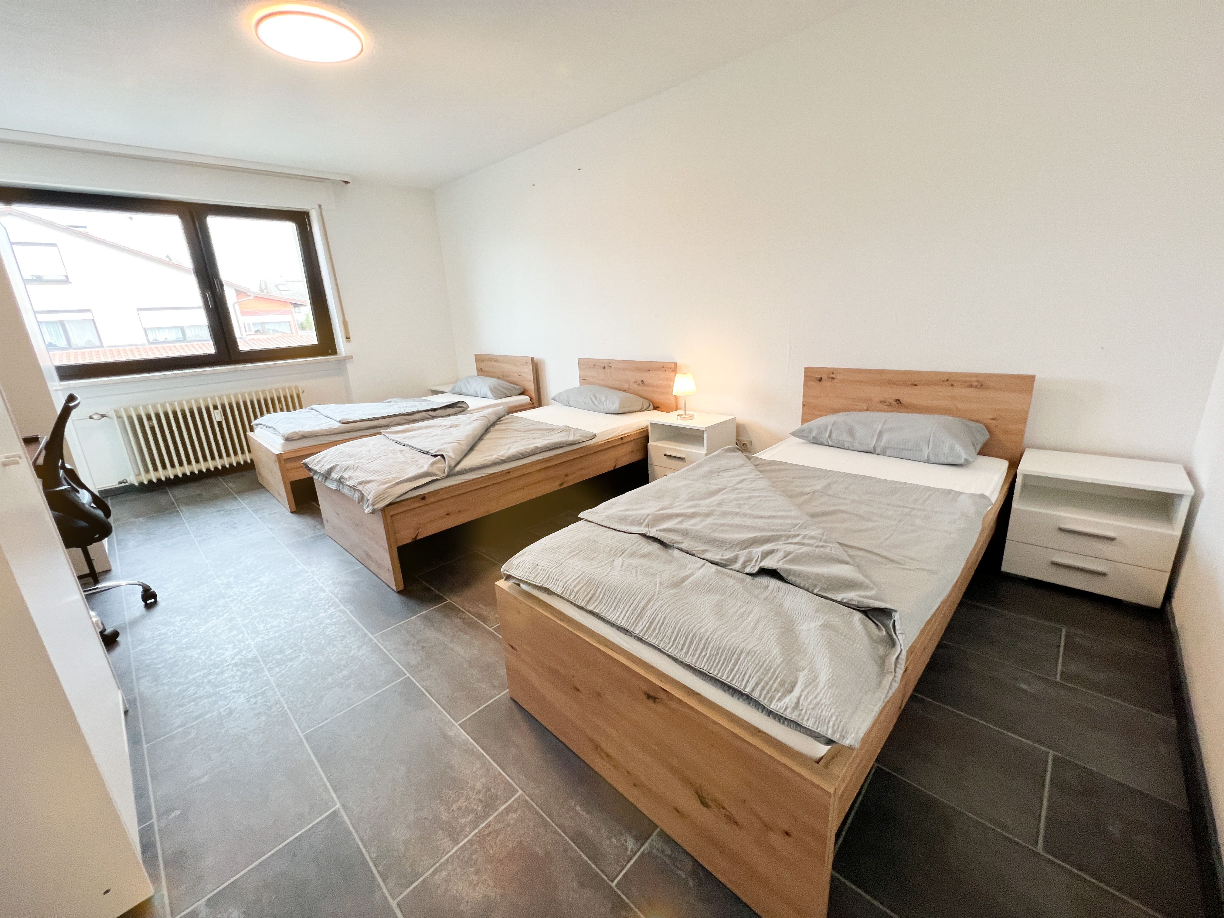  Fully Furnished Apartment With Balcony For Up To 7 Guests In Linkenheim-Hochstetten  -  Fully furnished apartment with balcony for up to 7 guests in Linkenheim-Hochstetten  - Gallery -  38