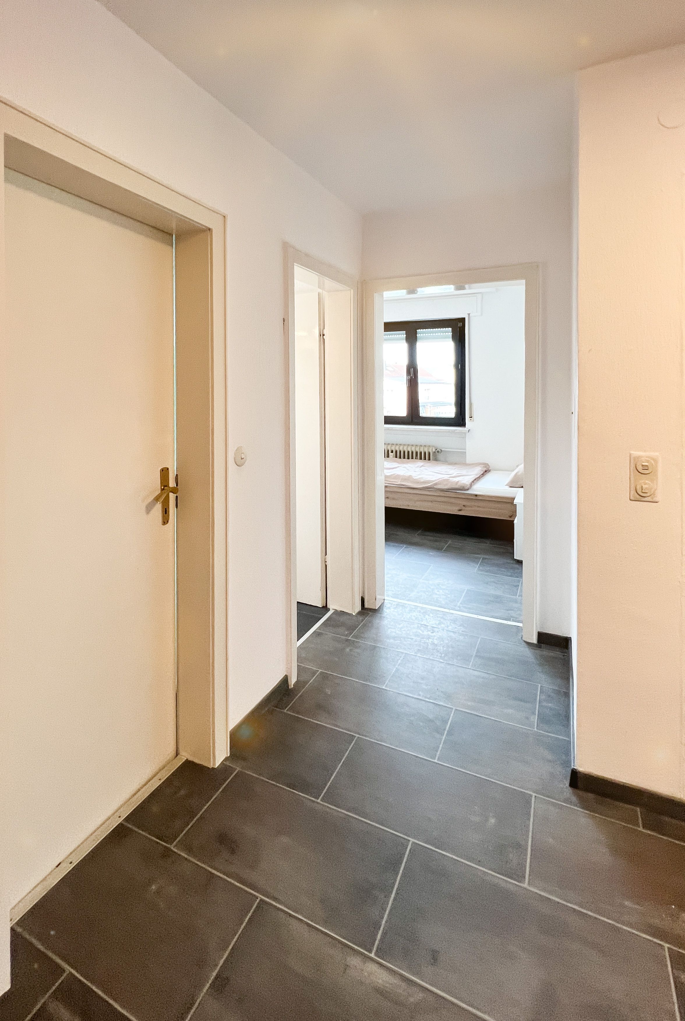  Fully Furnished Apartment With Balcony For Up To 7 Guests In Linkenheim-Hochstetten  -  Fully furnished apartment with balcony for up to 7 guests in Linkenheim-Hochstetten  - Gallery -  18