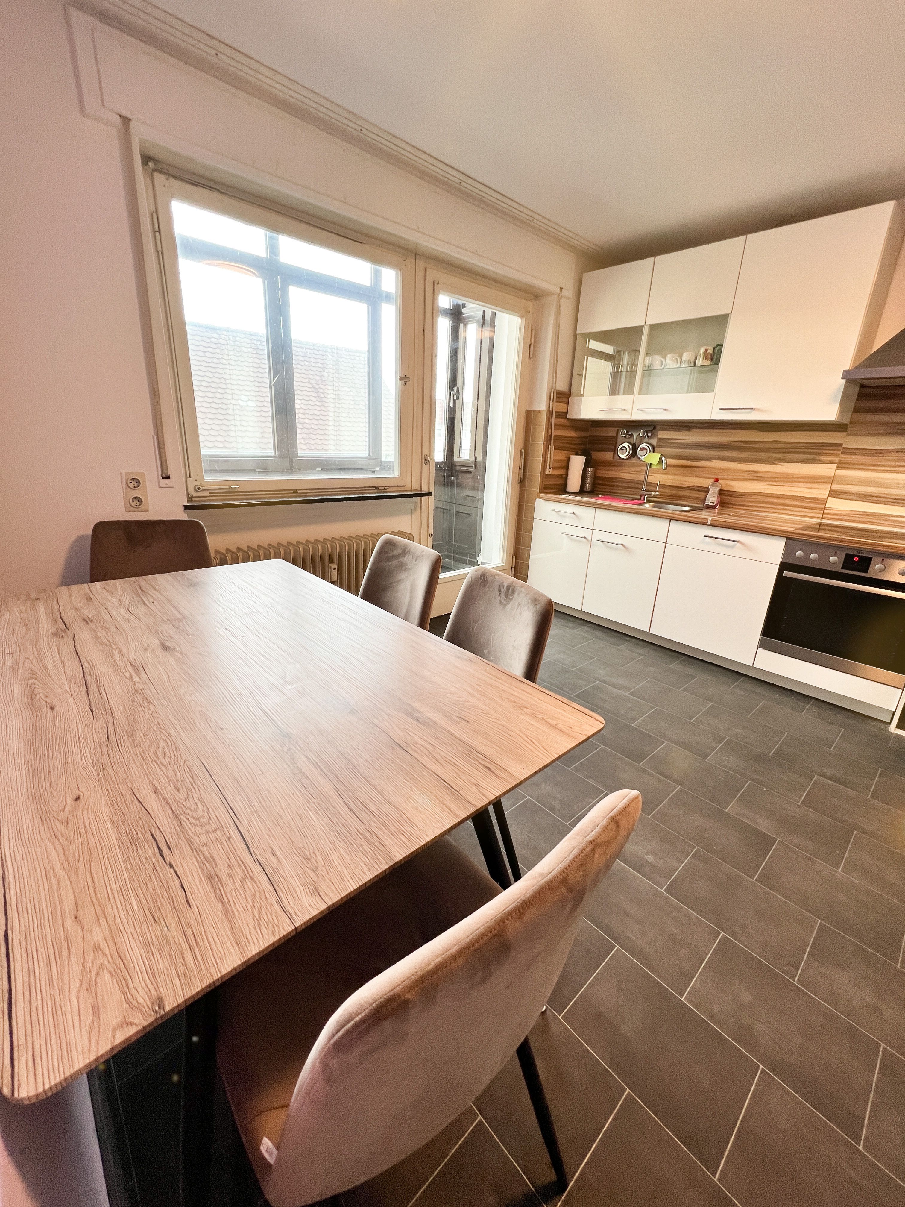  Fully Furnished Apartment With Balcony For Up To 7 Guests In Linkenheim-Hochstetten  -  Fully furnished apartment with balcony for up to 7 guests in Linkenheim-Hochstetten  - Gallery -  9