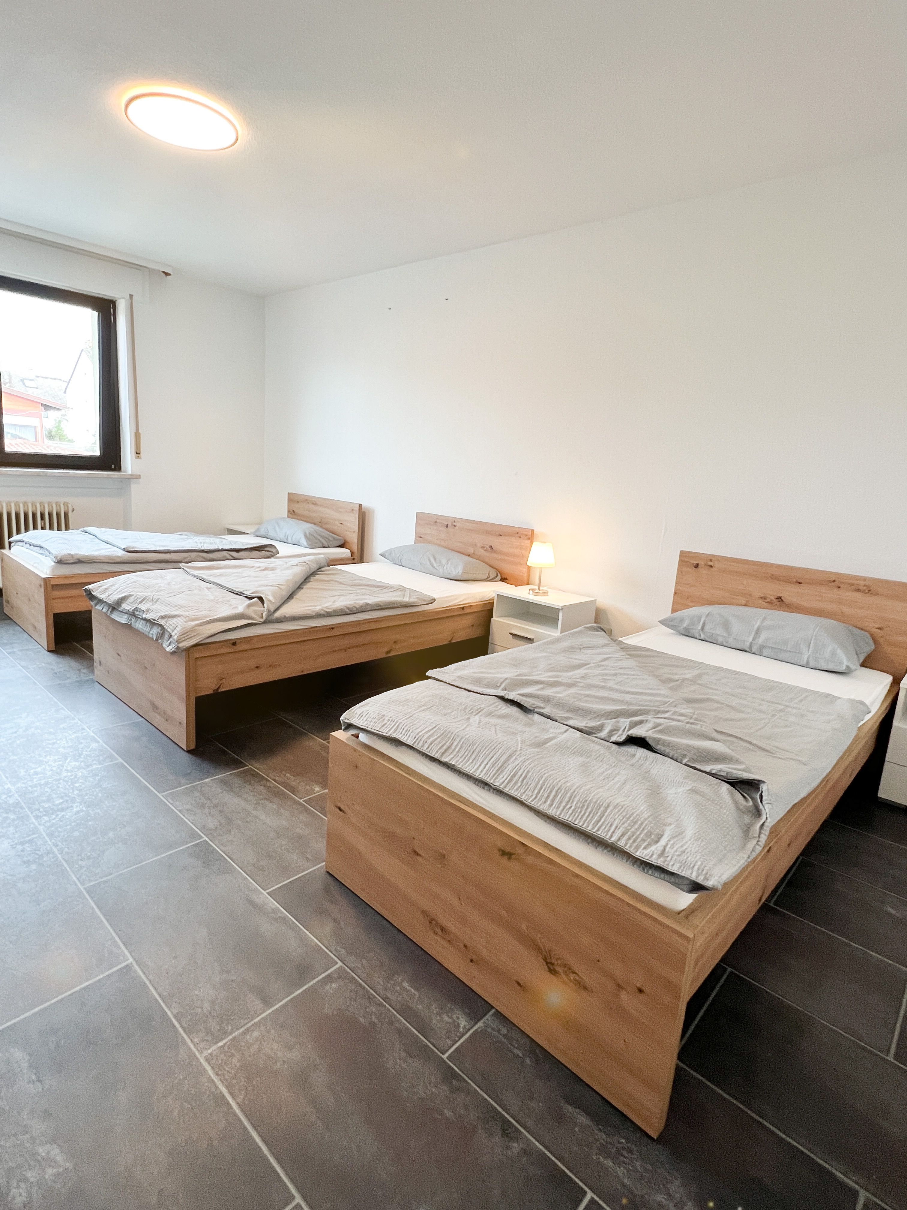  Fully Furnished Apartment With Balcony For Up To 7 Guests In Linkenheim-Hochstetten  -  Fully furnished apartment with balcony for up to 7 guests in Linkenheim-Hochstetten  - Gallery -  12