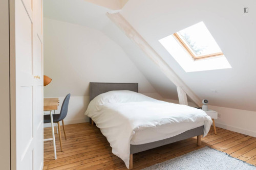 Neat and cosy double ensuite bedroom in Orvault