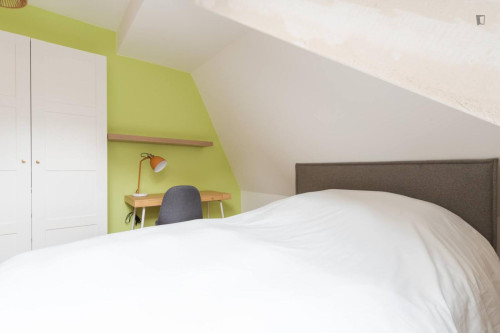 Neat and cosy double ensuite bedroom in Orvault