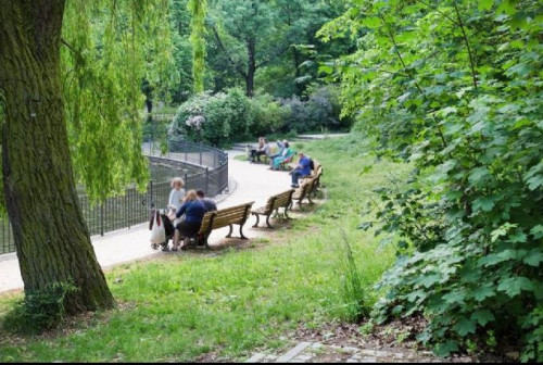 Wunderschöne komplett renovierte & ruhige Altbauwohnung in bester Lage In Prenzlauer Berg