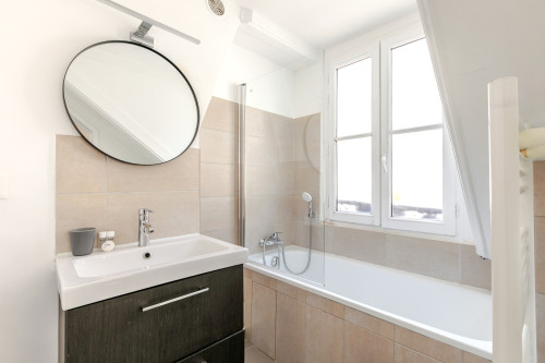 Bright apartment near Gare de Lyon and Bastille