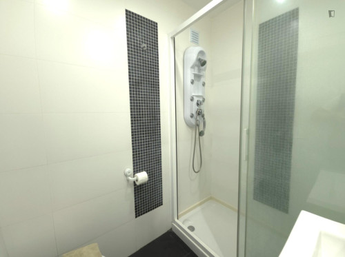 Legendary 1 Bedroom Apartment with a Terrace close to Sesimbra Beach