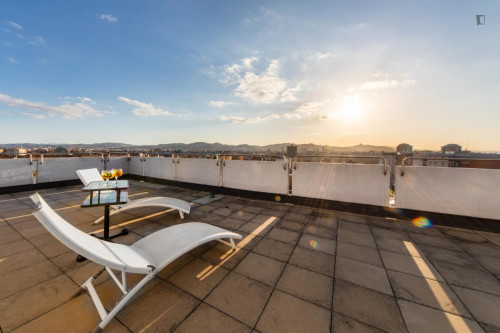 Comfortable twin bedroom in San Donato