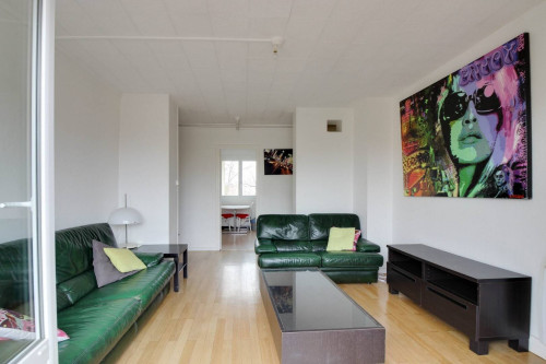 66m² Private room in a flatshare for 3 people