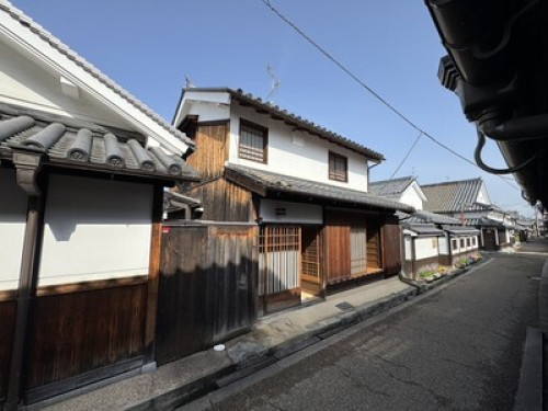 Samurai and Merchant Townhouses
