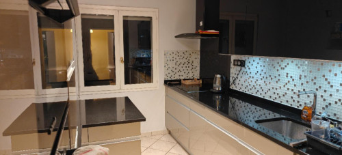 Cozy Double Bedroom close to  Lyon Part Dieu Train Station