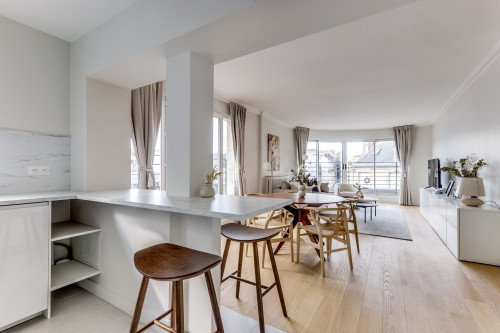 Champs Elysees - Bassano 1 Bedroom