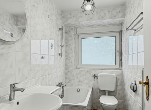 Stylish, Modern & Centrally Located - Gallery - 6